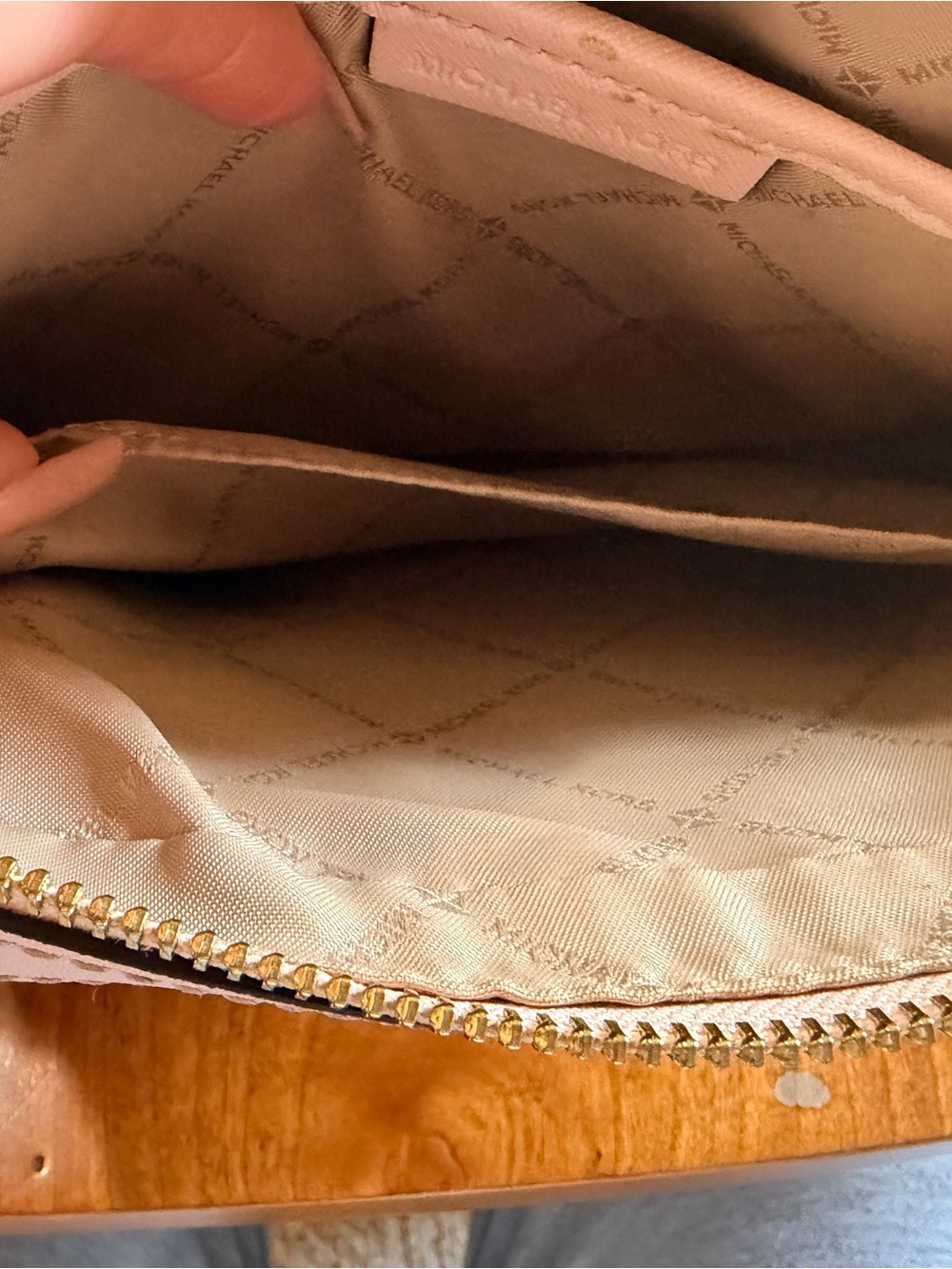 Michael Kors Pink Crossbody Bag - Signature Logo - Picture 6 of 8